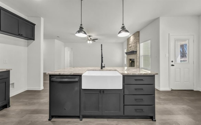 139 Sedona Creek Court, Poolville, TX 76487, 3 Habitaciones Habitaciones , ,2 BañosBaños,Residential,En Venta,139 Sedona Creek Court,0,21108535