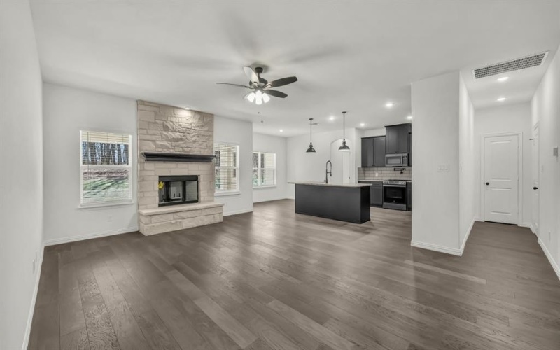 139 Sedona Creek Court, Poolville, TX 76487, 3 Habitaciones Habitaciones , ,2 BañosBaños,Residential,En Venta,139 Sedona Creek Court,0,21108535