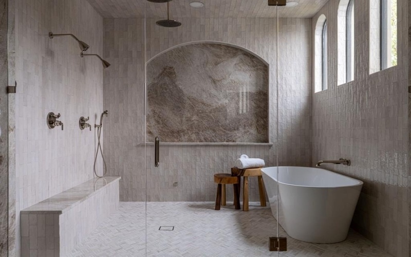 5615 Lobello Drive, Dallas, TX 75229, 4 Bedrooms Bedrooms, ,5 BathroomsBathrooms,Residential,For Sale,5615 Lobello Drive,0,21110264