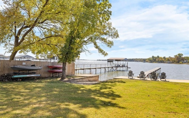 6811 Briar Road, Azle, TX 76020, 3 Bedrooms Bedrooms, ,2 BathroomsBathrooms,Residential,For Sale,6811 Briar Road,0,21110314