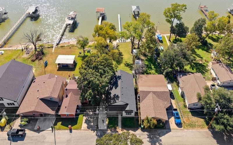 6811 Briar Road, Azle, TX 76020, 3 Bedrooms Bedrooms, ,2 BathroomsBathrooms,Residential,For Sale,6811 Briar Road,0,21110314