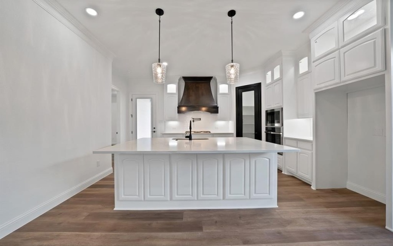 1023 E Allen Avenue, Fort Worth, TX 76104, 4 Habitaciones Habitaciones , ,2 BañosBaños,Residential,En Venta,1023 E Allen Avenue,0,21113015