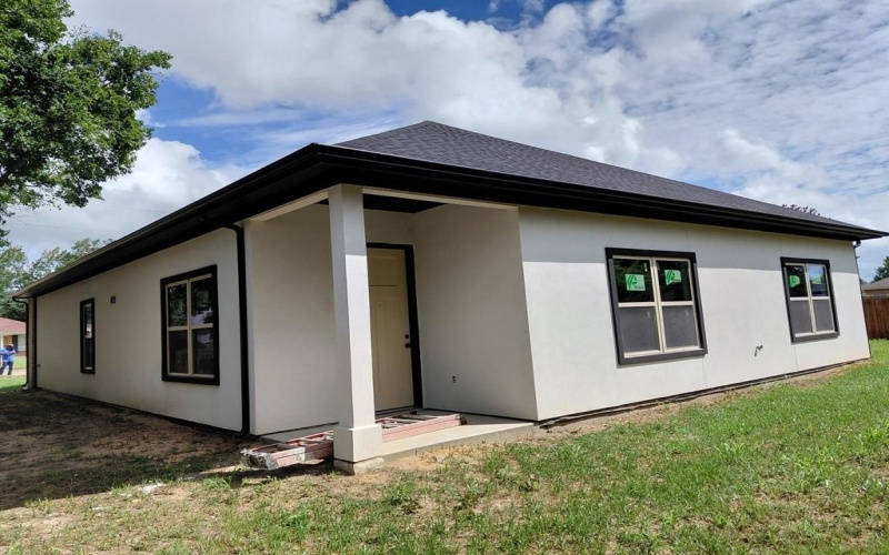 834 Park, Mexia, TX 76667, 4 Bedrooms Bedrooms, ,2 BathroomsBathrooms,Residential,For Sale,834 Park,0,21114140