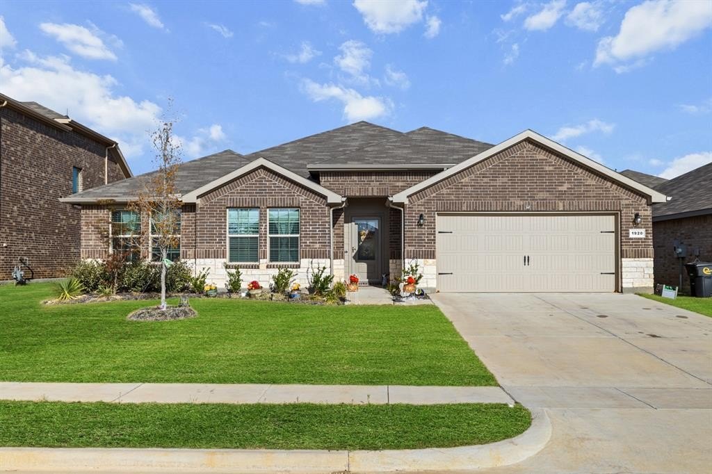 1920 Cookes Lane, Cleburne, TX 76033, 5 Bedrooms Bedrooms, ,3 BathroomsBathrooms,Residential,For Sale,1920 Cookes Lane,0,21114145