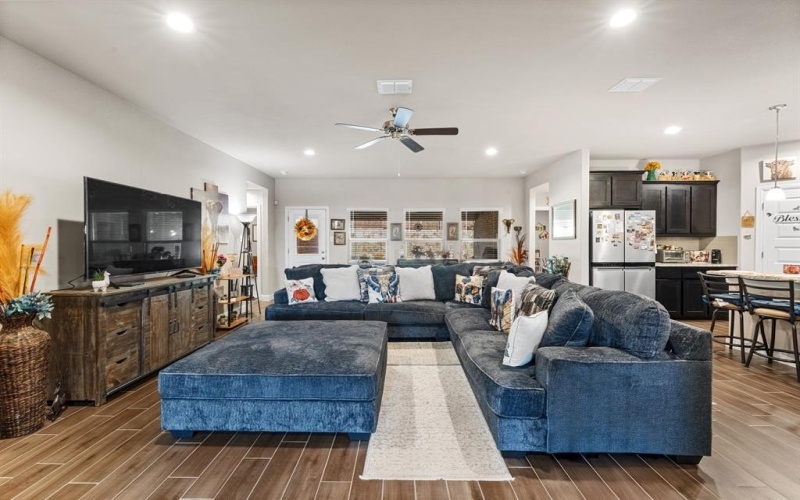 1920 Cookes Lane, Cleburne, TX 76033, 5 Bedrooms Bedrooms, ,3 BathroomsBathrooms,Residential,For Sale,1920 Cookes Lane,0,21114145