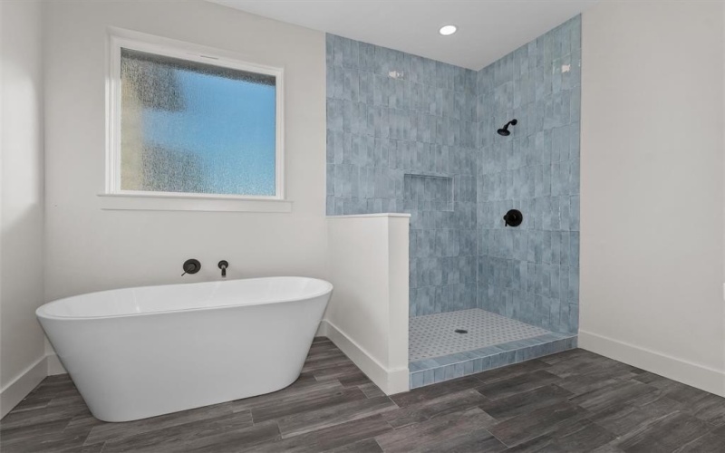 16421 Clearview Drive, Lindale, TX 75771, 4 Habitaciones Habitaciones , ,2 BañosBaños,Residential,En Venta,16421 Clearview Drive,0,21114292