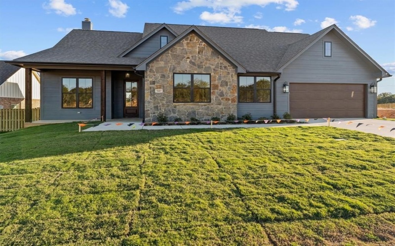 16421 Clearview Drive, Lindale, TX 75771, 4 Habitaciones Habitaciones , ,2 BañosBaños,Residential,En Venta,16421 Clearview Drive,0,21114292