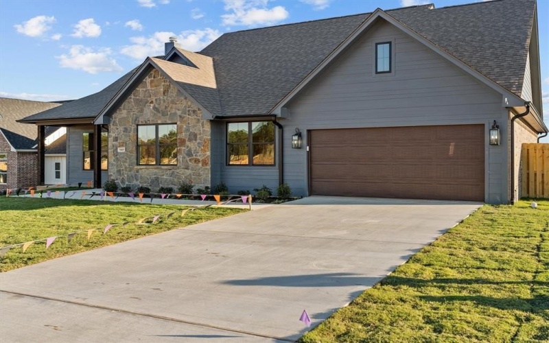 16421 Clearview Drive, Lindale, TX 75771, 4 Habitaciones Habitaciones , ,2 BañosBaños,Residential,En Venta,16421 Clearview Drive,0,21114292