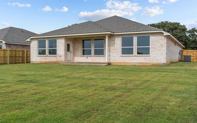 16609 Crossing Circle, Lindale, TX 75771, 4 Habitaciones Habitaciones , ,2 BañosBaños,Residential,En Venta,16609 Crossing Circle,0,21114354