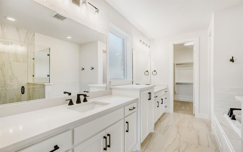 3328 Chinaberry Street, Celina, TX 75009, 4 Bedrooms Bedrooms, ,3 BathroomsBathrooms,Residential,For Sale,3328 Chinaberry Street,0,21114361