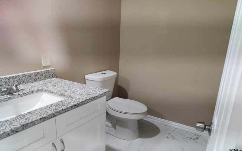 208 Lenox, Pittsburg, TX 75686, 3 Bedrooms Bedrooms, ,2 BathroomsBathrooms,Residential,For Sale,208 Lenox,25005592