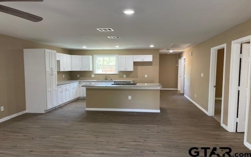208 Lenox, Pittsburg, TX 75686, 3 Bedrooms Bedrooms, ,2 BathroomsBathrooms,Residential,For Sale,208 Lenox,25005592