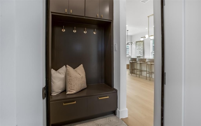 3629 Vilbig Road, Dallas, TX 75212, 4 Bedrooms Bedrooms, ,3 BathroomsBathrooms,Residential,For Sale,3629 Vilbig Road,0,21114370