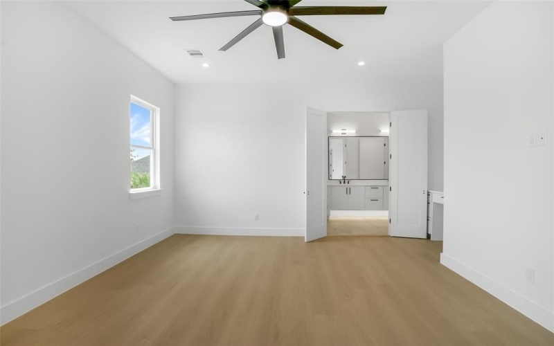 3629 Vilbig Road, Dallas, TX 75212, 4 Bedrooms Bedrooms, ,3 BathroomsBathrooms,Residential,For Sale,3629 Vilbig Road,0,21114370