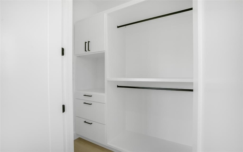 3629 Vilbig Road, Dallas, TX 75212, 4 Bedrooms Bedrooms, ,3 BathroomsBathrooms,Residential,For Sale,3629 Vilbig Road,0,21114370