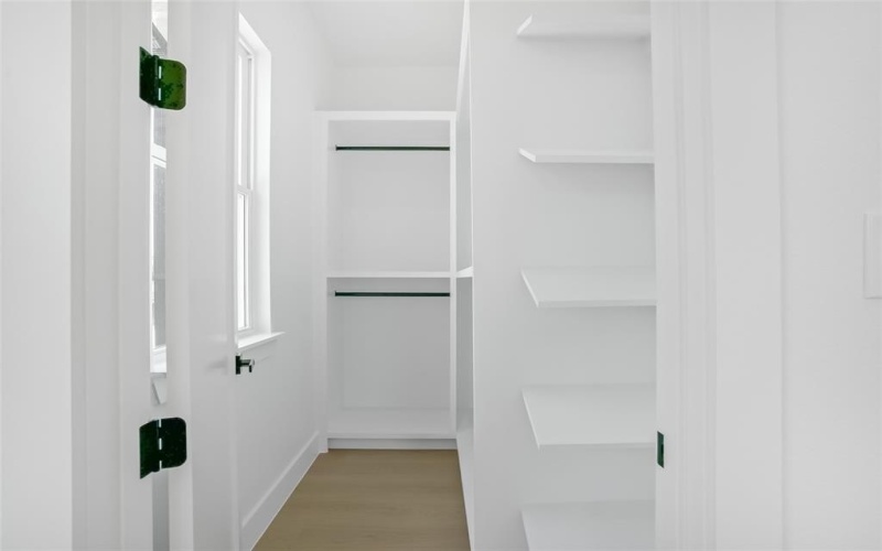 3629 Vilbig Road, Dallas, TX 75212, 4 Bedrooms Bedrooms, ,3 BathroomsBathrooms,Residential,For Sale,3629 Vilbig Road,0,21114370