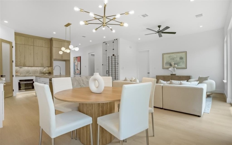 3629 Vilbig Road, Dallas, TX 75212, 4 Bedrooms Bedrooms, ,3 BathroomsBathrooms,Residential,For Sale,3629 Vilbig Road,0,21114370