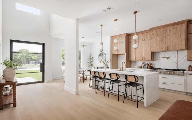 4046 Baker Avenue, Dallas, TX 75212, 4 Bedrooms Bedrooms, ,3 BathroomsBathrooms,Residential,For Sale,4046 Baker Avenue,0,21114383