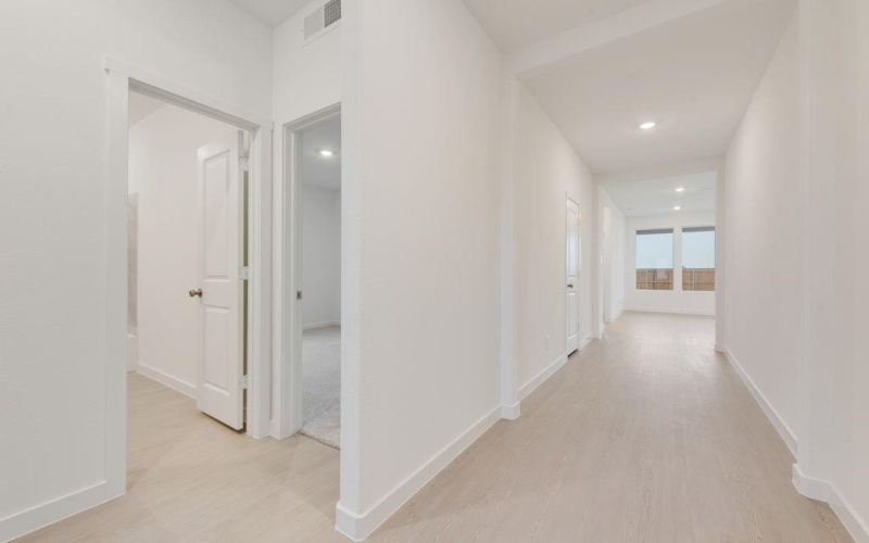 10044 Crystal Bend Drive, Fort Worth, TX 76108, 3 Bedrooms Bedrooms, ,2 BathroomsBathrooms,Residential,For Sale,10044 Crystal Bend Drive,0,21114386