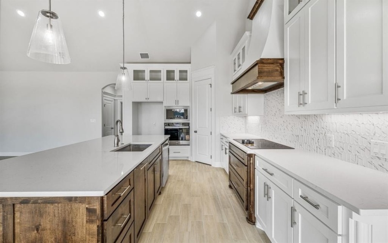 1064 Uplift Drive, Weatherford, TX 76087, 5 Habitaciones Habitaciones , ,3 BañosBaños,Residential,En Venta,1064 Uplift Drive,0,21114388