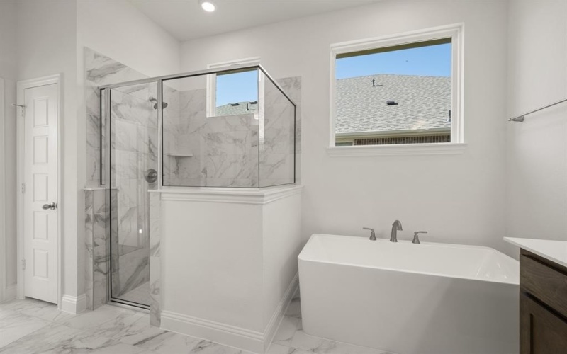 973 Reeves Drive, DeSoto, TX 75115, 5 Habitaciones Habitaciones , ,3 BañosBaños,Residential,En Venta,973 Reeves Drive,0,21114407