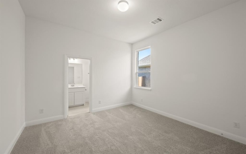 973 Reeves Drive, DeSoto, TX 75115, 5 Habitaciones Habitaciones , ,3 BañosBaños,Residential,En Venta,973 Reeves Drive,0,21114407