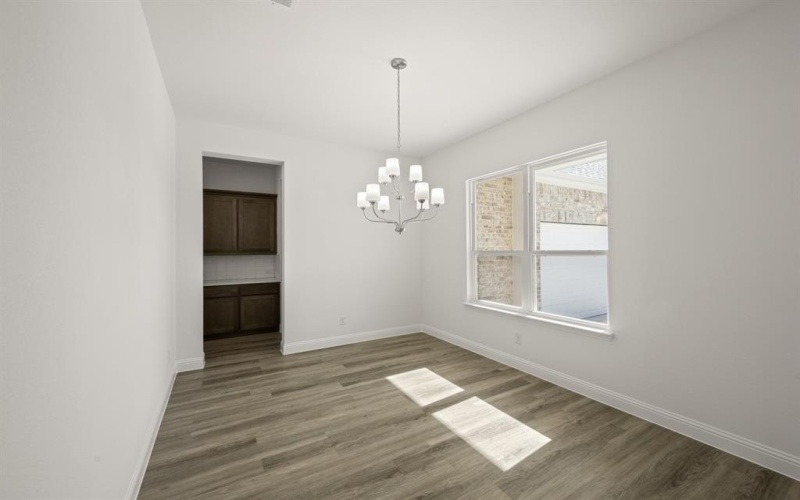 973 Reeves Drive, DeSoto, TX 75115, 5 Habitaciones Habitaciones , ,3 BañosBaños,Residential,En Venta,973 Reeves Drive,0,21114407