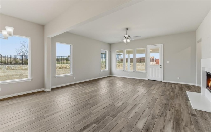 544 Waterford Park Boulevard, Weatherford, TX 76087, 3 Bedrooms Bedrooms, ,2 BathroomsBathrooms,Residential,For Sale,544 Waterford Park Boulevard,0,21114422