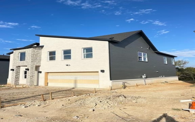 1402 Diceman Avenue, Dallas, TX 75203, 4 Bedrooms Bedrooms, ,3 BathroomsBathrooms,Residential,For Sale,1402 Diceman Avenue,0,21114491