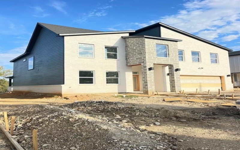 1402 Diceman Avenue, Dallas, TX 75203, 4 Bedrooms Bedrooms, ,3 BathroomsBathrooms,Residential,For Sale,1402 Diceman Avenue,0,21114491