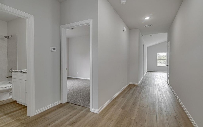 5032 Pinson Street, Fort Worth, TX 76105, 3 Habitaciones Habitaciones , ,2 BañosBaños,Residential,En Venta,5032 Pinson Street,0,21114517