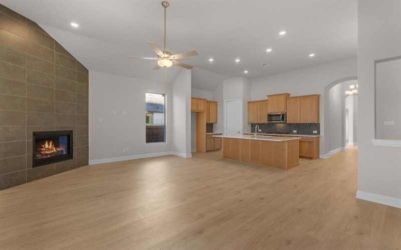 200 Bay Laurel Road, McKinney, TX 75071, 3 Habitaciones Habitaciones , ,2 BañosBaños,Residential,En Venta,200 Bay Laurel Road,0,21114541