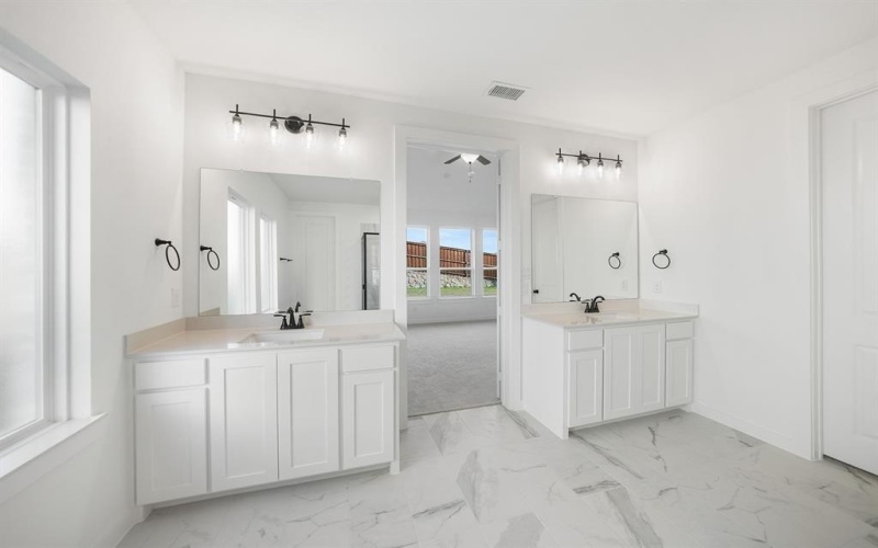 1311 Sapphire Lane, Lucas, TX 75098, 4 Bedrooms Bedrooms, ,5 BathroomsBathrooms,Residential,For Sale,1311 Sapphire Lane,0,21114699