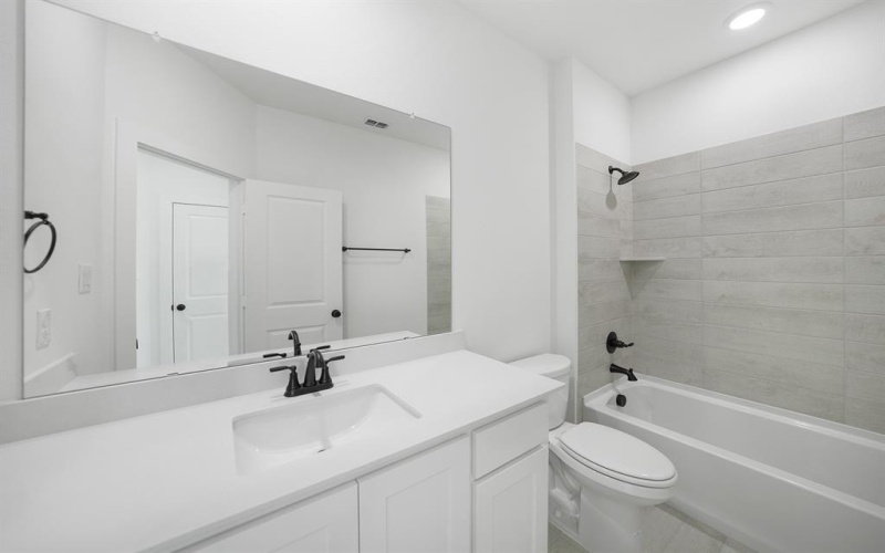 1311 Sapphire Lane, Lucas, TX 75098, 4 Bedrooms Bedrooms, ,5 BathroomsBathrooms,Residential,For Sale,1311 Sapphire Lane,0,21114699