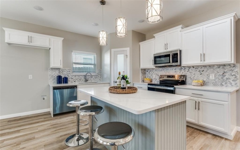 1616 Lindsey Street, Fort Worth, TX 76105, 4 Bedrooms Bedrooms, ,2 BathroomsBathrooms,Residential,For Sale,1616 Lindsey Street,0,21114901