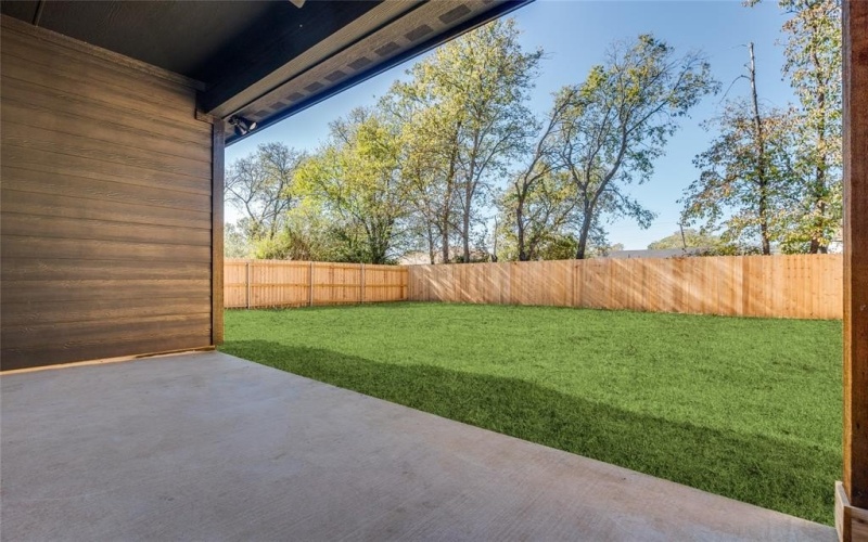 1616 Lindsey Street, Fort Worth, TX 76105, 4 Bedrooms Bedrooms, ,2 BathroomsBathrooms,Residential,For Sale,1616 Lindsey Street,0,21114901