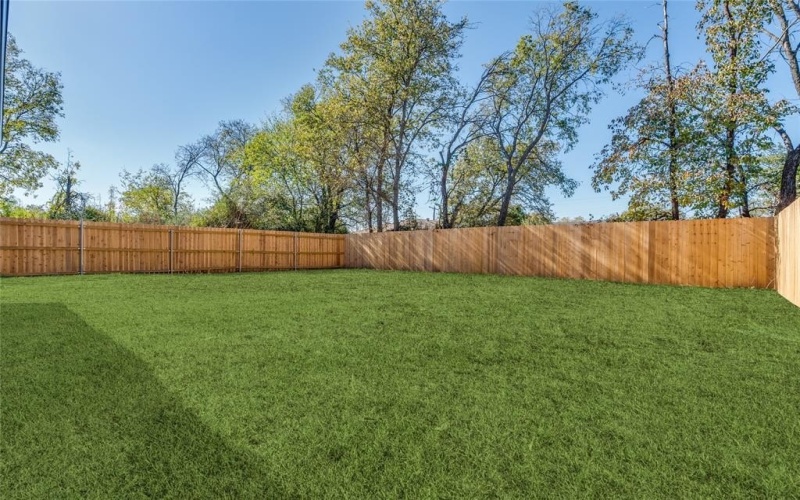 1616 Lindsey Street, Fort Worth, TX 76105, 4 Bedrooms Bedrooms, ,2 BathroomsBathrooms,Residential,For Sale,1616 Lindsey Street,0,21114901