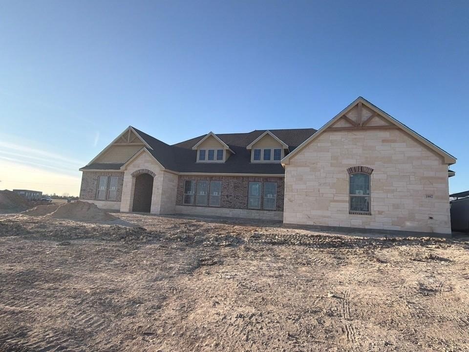 1002 Webb Court, Van Alstyne, TX 75495, 4 Bedrooms Bedrooms, ,3 BathroomsBathrooms,Residential,For Sale,1002 Webb Court,0,21114999