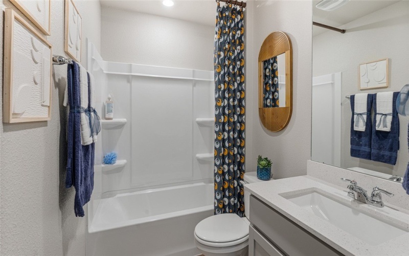 146 Aruba Drive, Rockport, TX 78382, 4 Bedrooms Bedrooms, ,2 BathroomsBathrooms,Residential,For Sale,146 Aruba Drive,0,467941