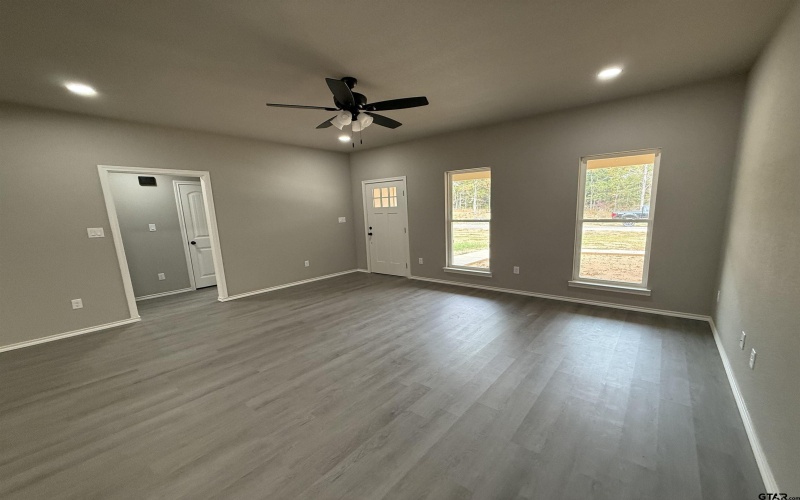 317 PR 6292, Mineola, TX 75773, 3 Bedrooms Bedrooms, ,2 BathroomsBathrooms,Residential,For Sale,317 PR 6292,0,25016774