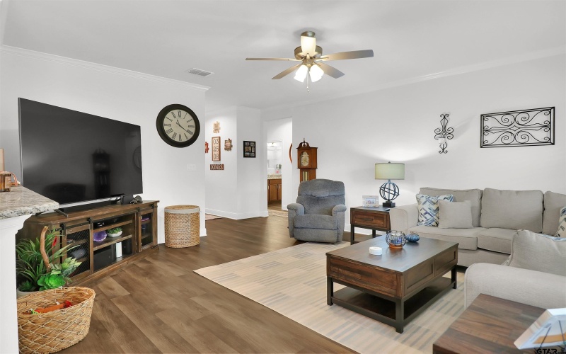 6111 Hamilton Meadows Way, Tyler, TX 75703, 2 Habitaciones Habitaciones , ,2 BañosBaños,Residential,En Venta,6111 Hamilton Meadows Way,0,25016797