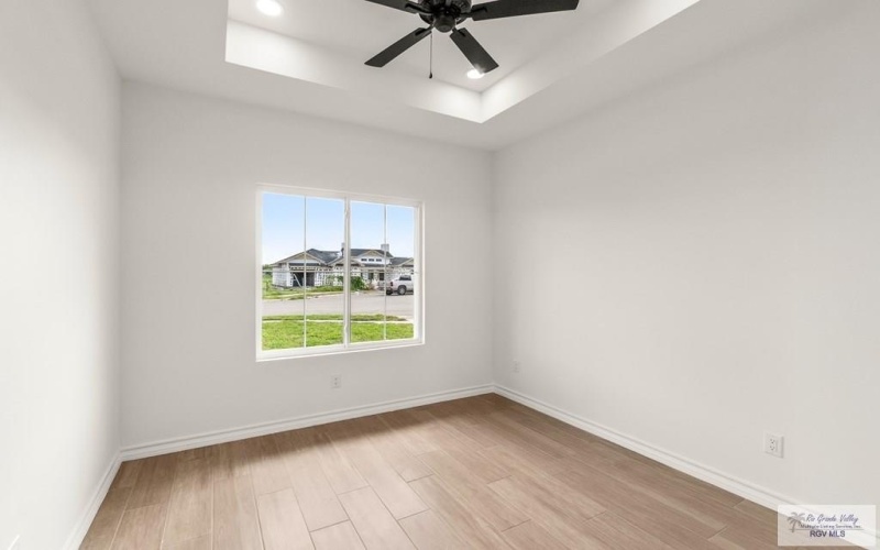 120 MARIGOLD DR, LOS FRESNOS, TX 78566, 3 Habitaciones Habitaciones , ,2 BañosBaños,Residential,En Venta,120 MARIGOLD DR,0,29768837