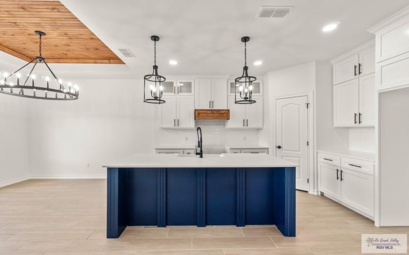 120 MARIGOLD DR, LOS FRESNOS, TX 78566, 3 Habitaciones Habitaciones , ,2 BañosBaños,Residential,En Venta,120 MARIGOLD DR,0,29768837