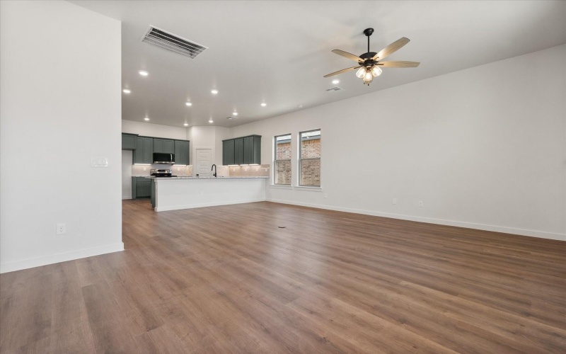 3011 138th Place, Lubbock, TX 79423, 3 Bedrooms Bedrooms, ,2 BathroomsBathrooms,Residential,For Sale,3011 138th Place,0,202563203