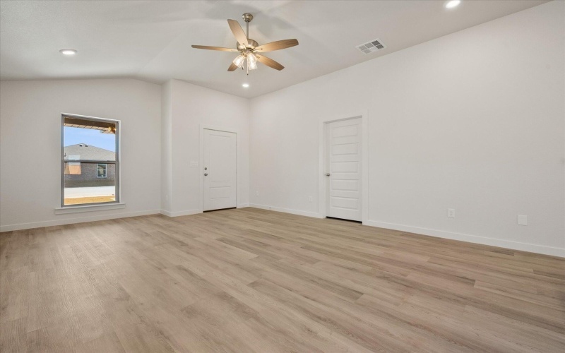 3104 138th Place, Lubbock, TX 79423, 3 Bedrooms Bedrooms, ,2 BathroomsBathrooms,Residential,For Sale,3104 138th Place,0,202563205