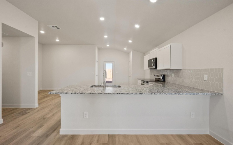 3104 138th Place, Lubbock, TX 79423, 3 Bedrooms Bedrooms, ,2 BathroomsBathrooms,Residential,For Sale,3104 138th Place,0,202563205