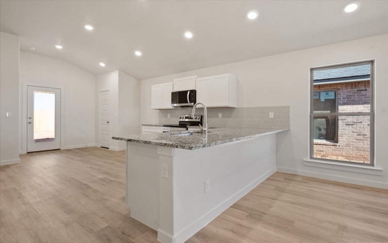 3104 138th Place, Lubbock, TX 79423, 3 Bedrooms Bedrooms, ,2 BathroomsBathrooms,Residential,For Sale,3104 138th Place,0,202563205