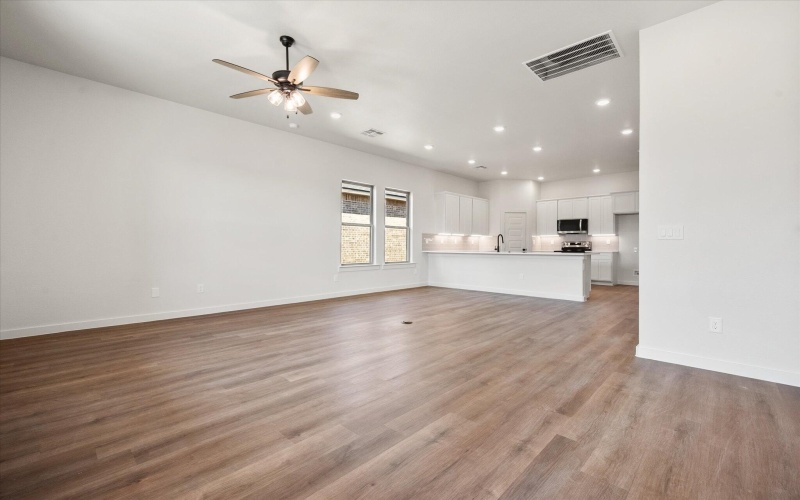 3001 138th Place, Lubbock, TX 79423, 3 Bedrooms Bedrooms, ,2 BathroomsBathrooms,Residential,For Sale,3001 138th Place,0,202563206