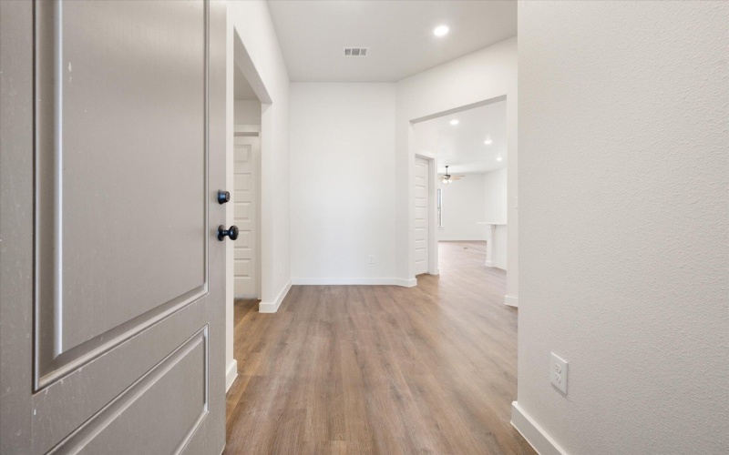 3001 138th Place, Lubbock, TX 79423, 3 Bedrooms Bedrooms, ,2 BathroomsBathrooms,Residential,For Sale,3001 138th Place,0,202563206