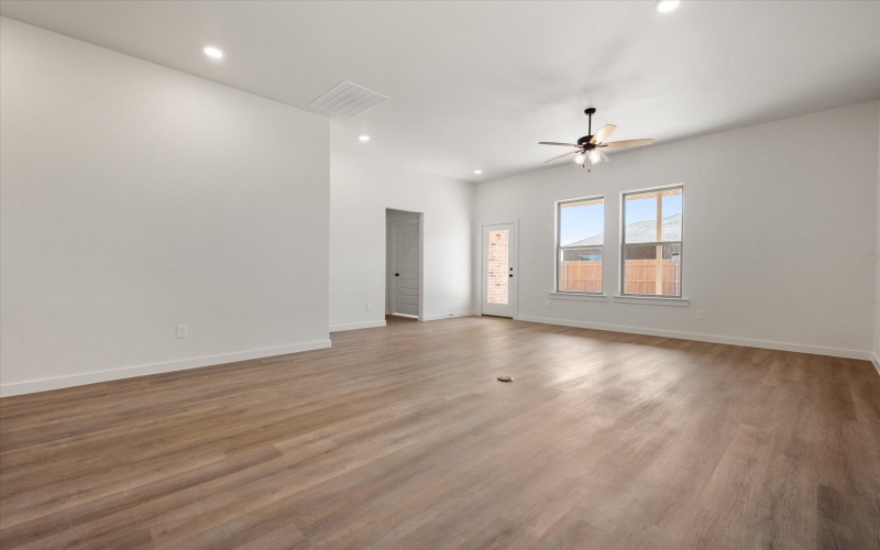 3001 138th Place, Lubbock, TX 79423, 3 Bedrooms Bedrooms, ,2 BathroomsBathrooms,Residential,For Sale,3001 138th Place,0,202563206